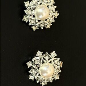 Elegant Silver Pearl and Crystal Brooch